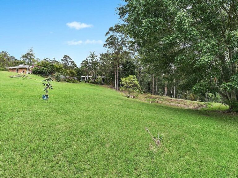 Sold - 48 Radbourne Road - New Property in Tanawha - Real Estate by Trudi Fernandez