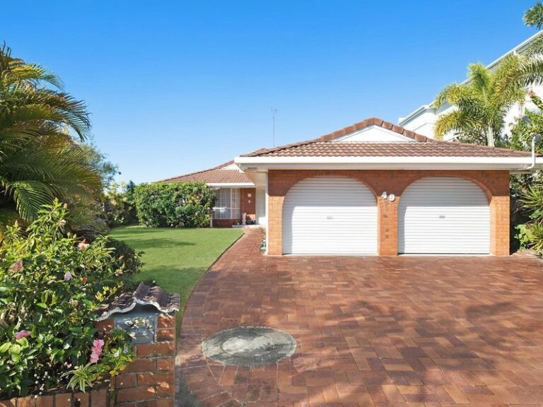 Sold - 49 Carwoola Crescent - New Property in Mooloolaba - Real Estate by Geoff Ohmsen
