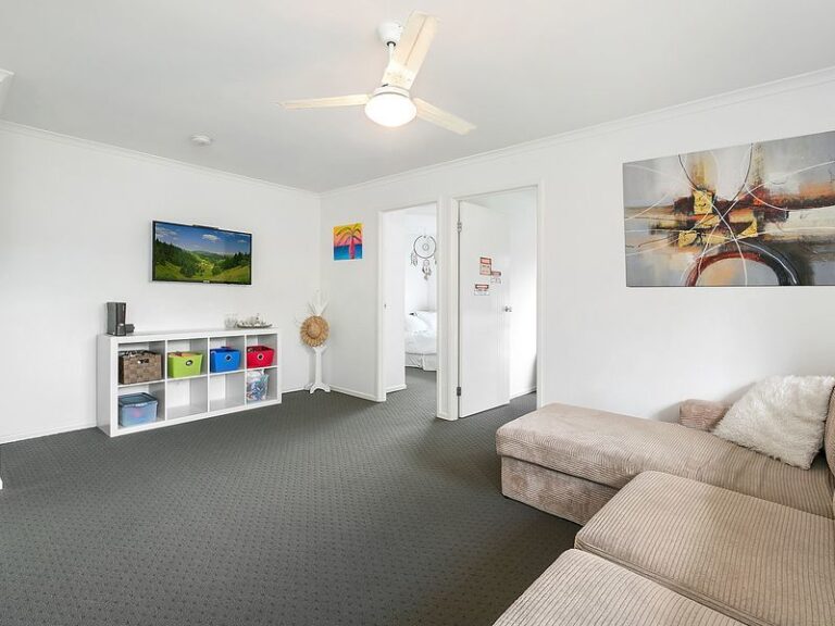 Sold - 19 Crows Ash Place - New Property in KULUIN - Real Estate by Carlie Penn