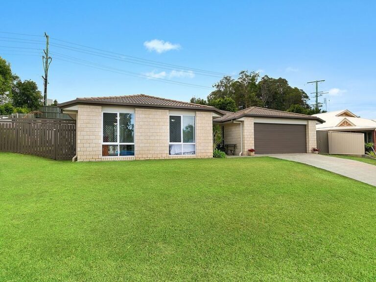Sold - 19 Crows Ash Place - New Property in KULUIN - Real Estate by Carlie Penn