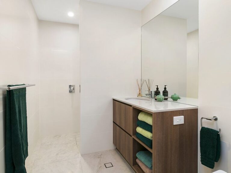 Sold - 2/31 Tantula Road East - New Property in ALEXANDRA HEADLAND - Real Estate by McGrath Mooloolaba