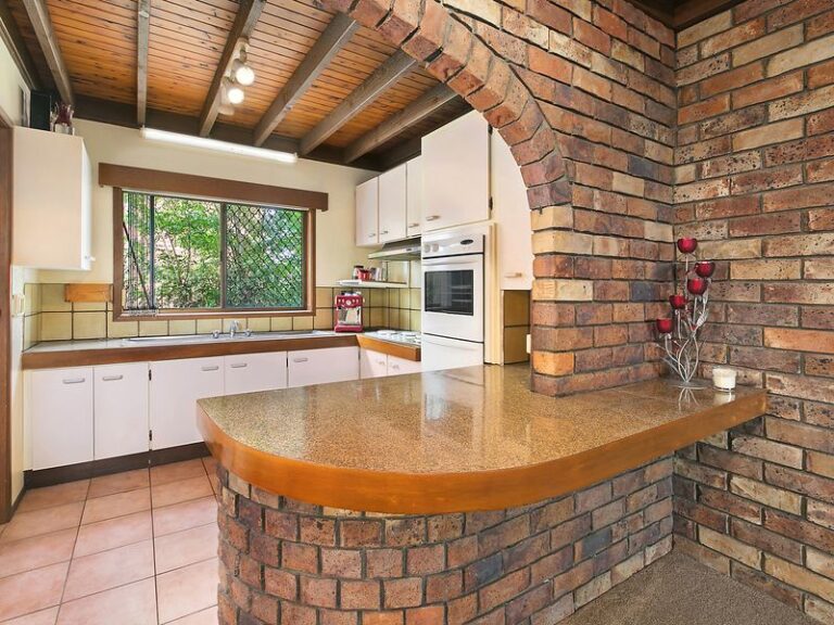 Sold - 2/8 Wirraway Street - New Property in MAROOCHYDORE - Real Estate by Glennis Schindler