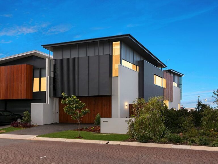 Sold - 38 Reflection Crescent - New Property in BIRTINYA - Real Estate by Damien Michael
