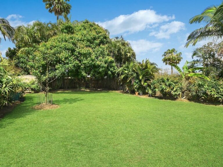 Sold - 83 Centenary Crescent - New Property in ALEXANDRA HEADLAND - Real Estate by Glennis Schindler
