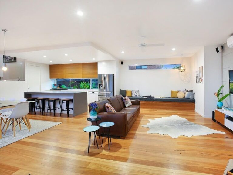 Sold - 20 Yorlambu Parade - New Property in MAROOCHYDORE - Real Estate by Carlie Penn