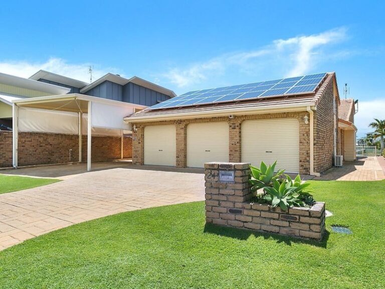 Sold - 24 Coomaroo Crescent - New Property in MINYAMA - Real Estate by Geoff Ohmsen