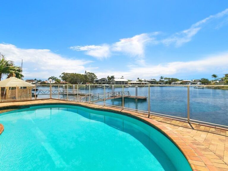Sold - 24 Coomaroo Crescent - New Property in MINYAMA - Real Estate by Geoff Ohmsen