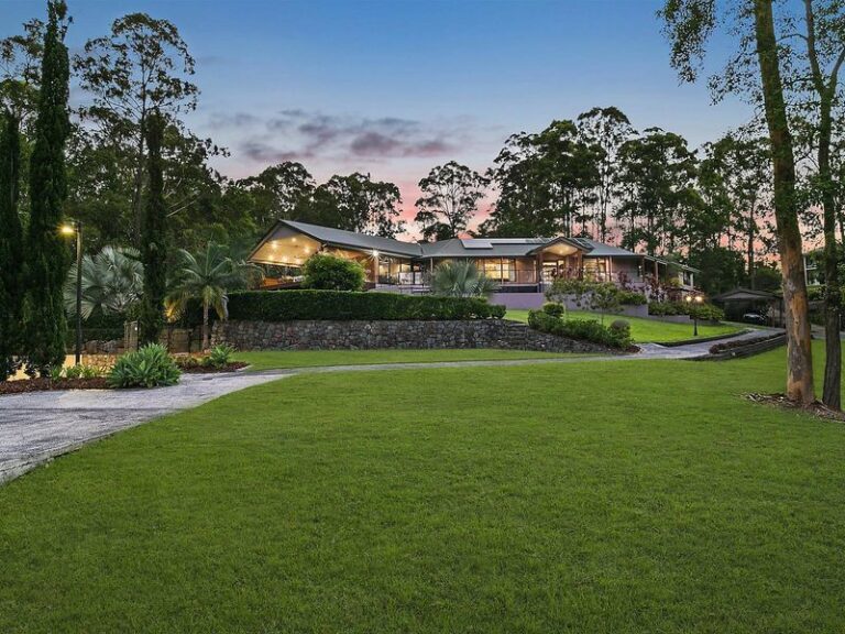 Sold - 55C Mannikin Road - New Property in Tanawha - Real Estate by Damien Michael