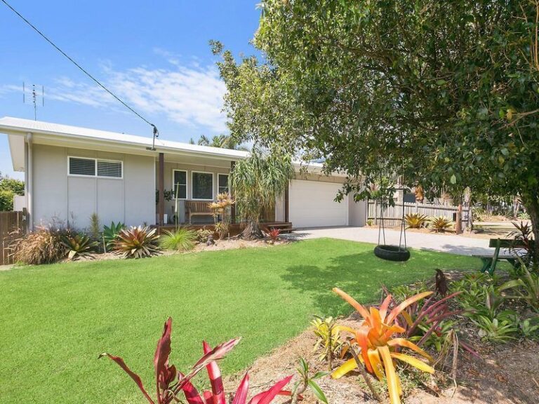 Sold - 9 Yorlambu Parade - New Property in MAROOCHYDORE - Real Estate by Carlie Penn