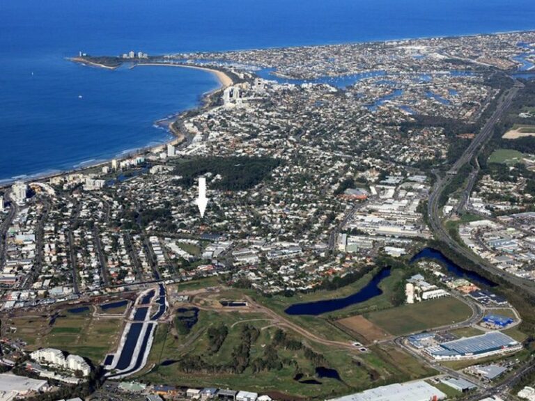 Sold - 9 Yorlambu Parade - New Property in MAROOCHYDORE - Real Estate by Carlie Penn