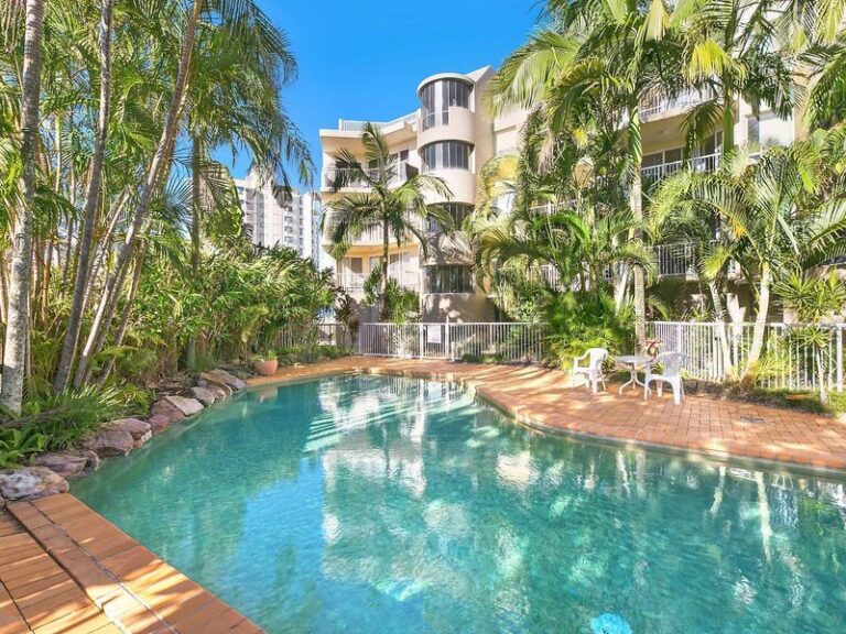 Sold - 2/35 Fifth Avenue - New Property in MAROOCHYDORE - Real Estate by Glennis Schindler