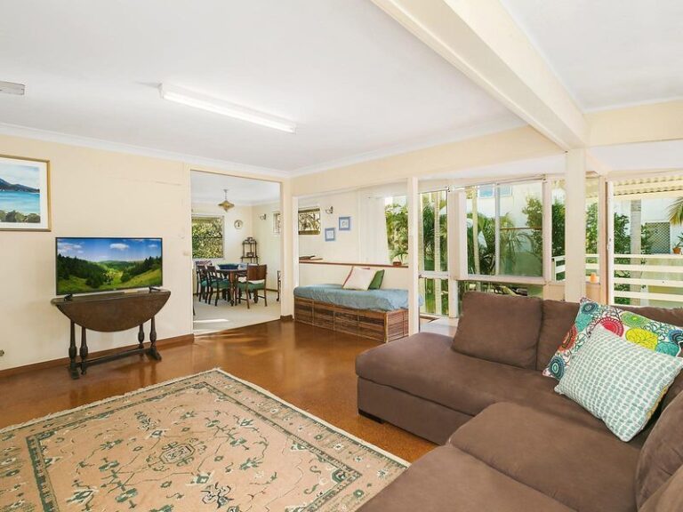 Sold - 34 George Street - New Property in ALEXANDRA HEADLAND - Real Estate by Carlie Penn