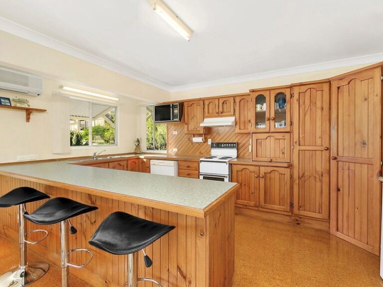 Sold - 34 George Street - New Property in ALEXANDRA HEADLAND - Real Estate by Carlie Penn
