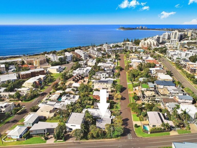 Sold - 34 George Street - New Property in ALEXANDRA HEADLAND - Real Estate by Carlie Penn