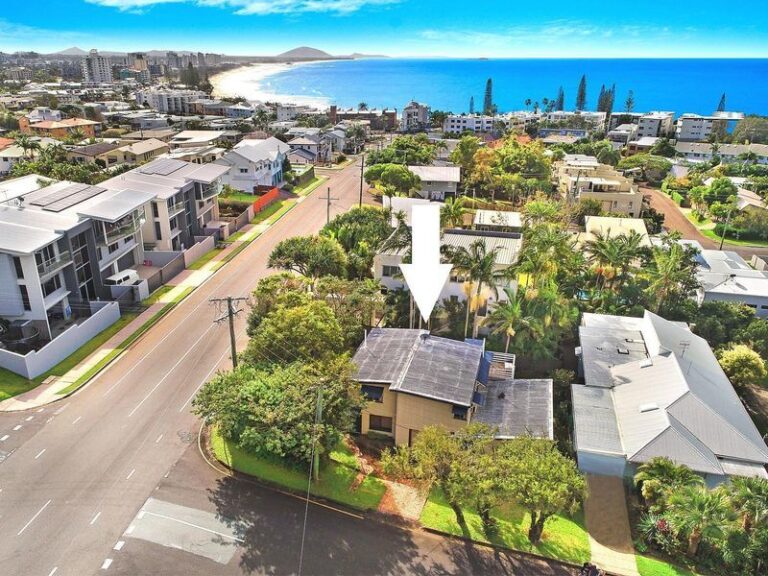 Sold - 34 George Street - New Property in ALEXANDRA HEADLAND - Real Estate by Carlie Penn