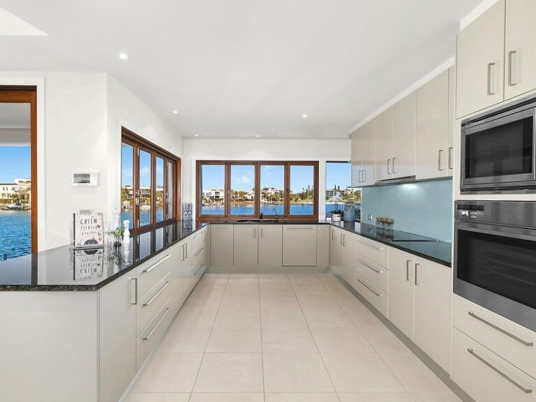 Sold - 30 Sunbird Chase - New Property in PARREARRA - Real Estate by Geoff Ohmsen