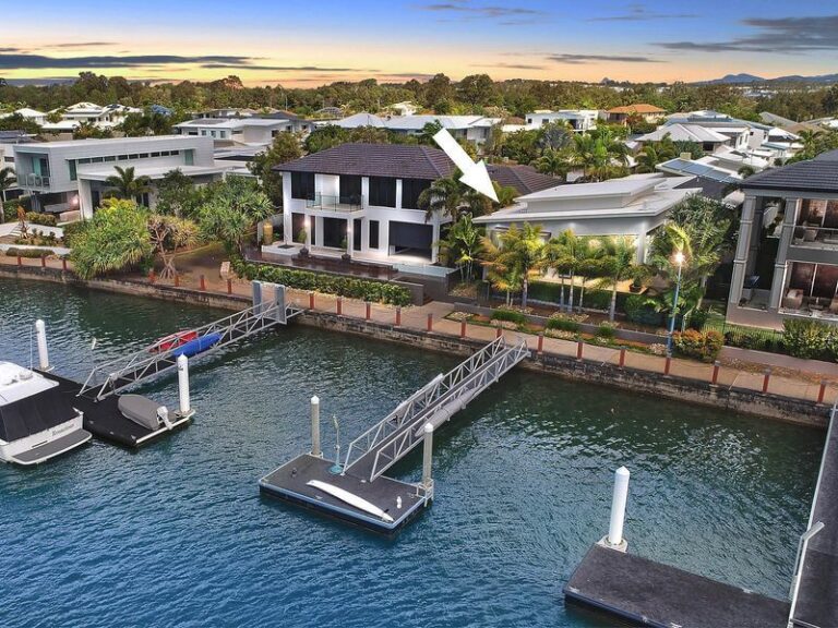 Sold - 11 Panama Court - New Property in KAWANA ISLAND - Real Estate by Geoff Ohmsen