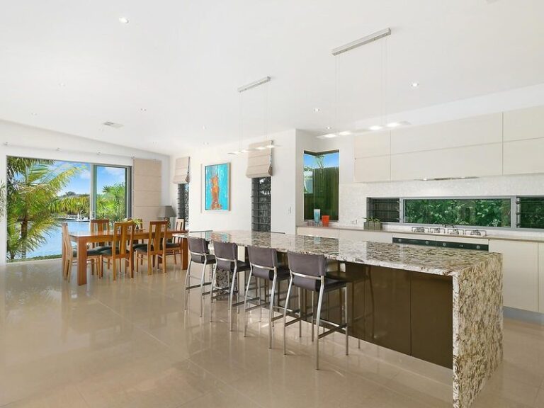Sold - 11 Panama Court - New Property in KAWANA ISLAND - Real Estate by Geoff Ohmsen