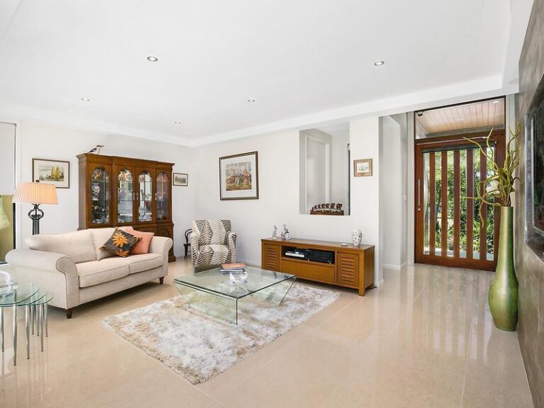 Sold - 3 Cocos Court - New Property in KAWANA ISLAND - Real Estate by Geoff Ohmsen