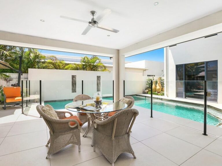 Sold - 3 Cocos Court - New Property in KAWANA ISLAND - Real Estate by Geoff Ohmsen