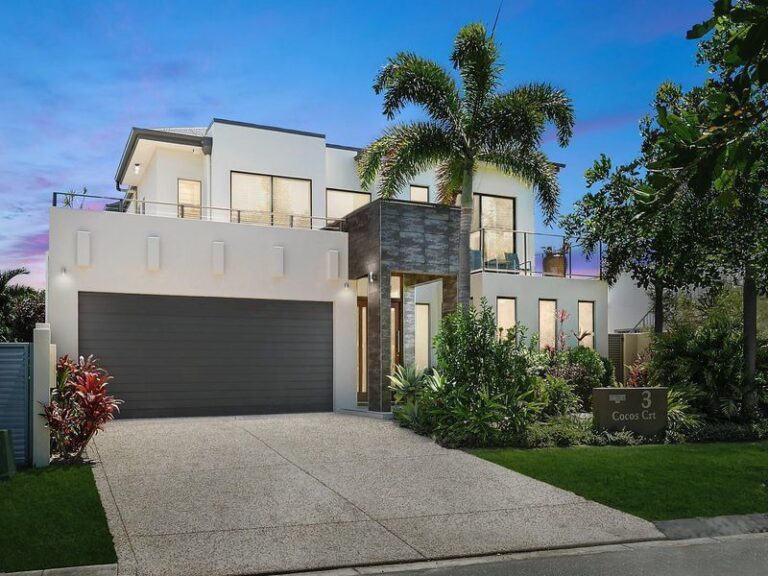 Sold - 3 Cocos Court - New Property in KAWANA ISLAND - Real Estate by Geoff Ohmsen