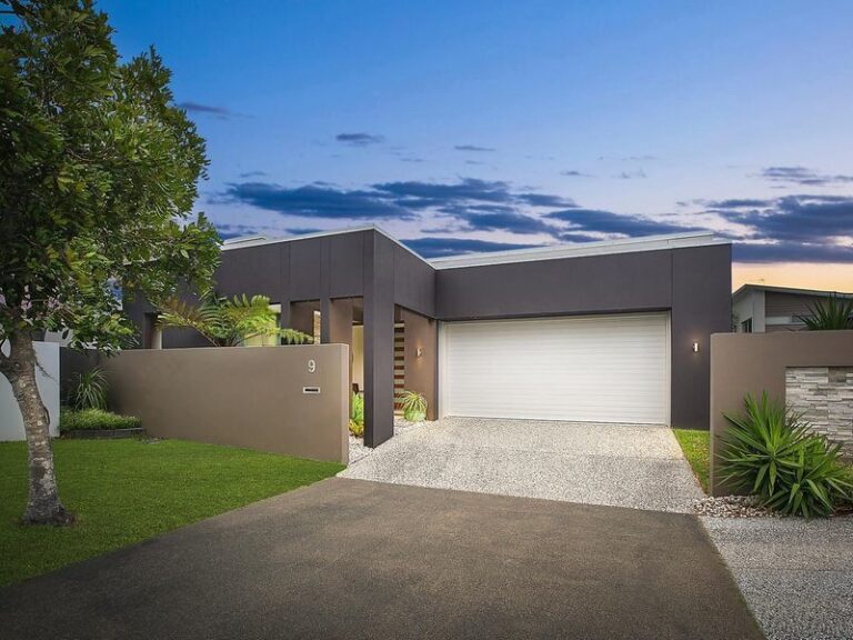 Sold - 9 Cocos Court - New Property in KAWANA ISLAND - Real Estate by Geoff Ohmsen