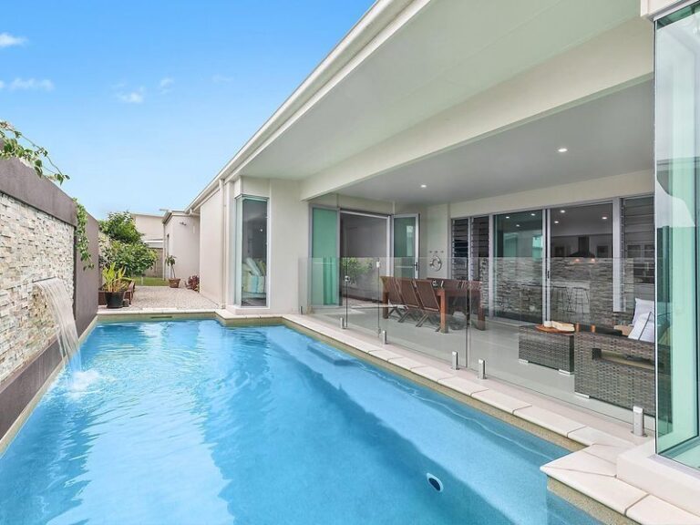 Sold - 9 Cocos Court - New Property in KAWANA ISLAND - Real Estate by Geoff Ohmsen