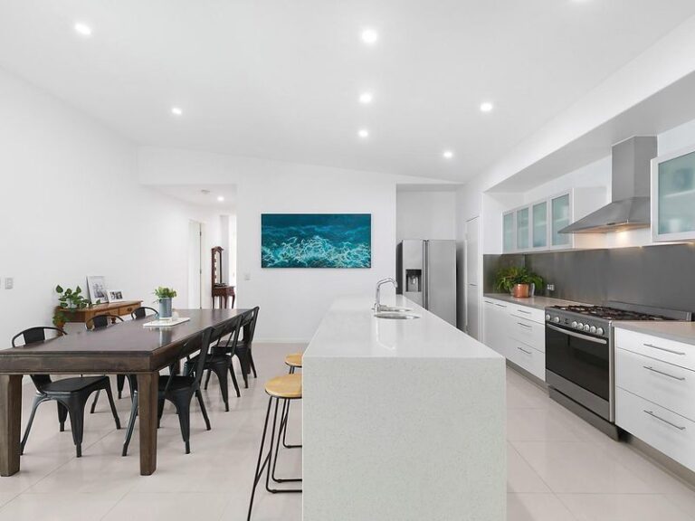 Sold - 9 Cocos Court - New Property in KAWANA ISLAND - Real Estate by Geoff Ohmsen
