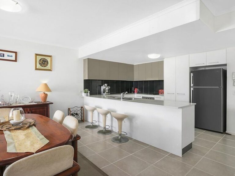 Sold - 4/80-82 Beach Parade - New Property in MAROOCHYDORE - Real Estate by Glennis Schindler