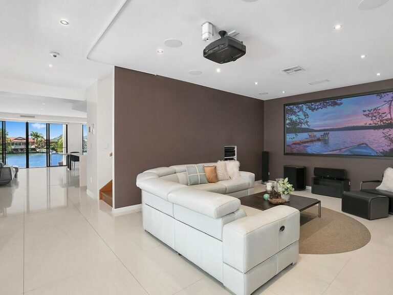 Sold - 13 Panama Court - New Property in Kawana Island - Real Estate by Geoff Ohmsen