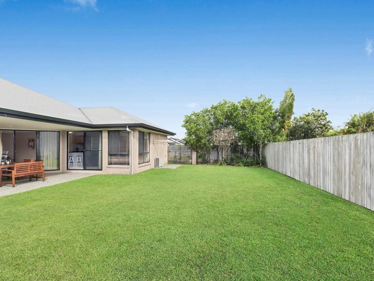 Sold - 1 Mauritius Crescent - New Property in KAWANA ISLAND - Real Estate by Geoff Ohmsen