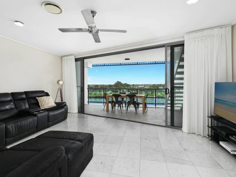 Sold - 62/11 Innovation Parkway - New Property in BIRTINYA - Real Estate by Carlie Penn