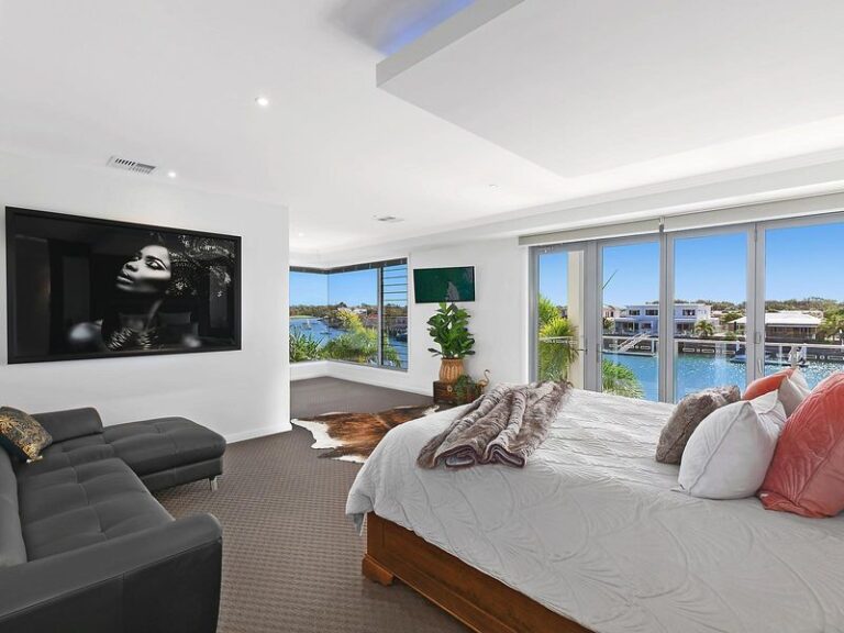 Sold - 25 Cuba Court - New Property in Kawana Island - Real Estate by Geoff Ohmsen