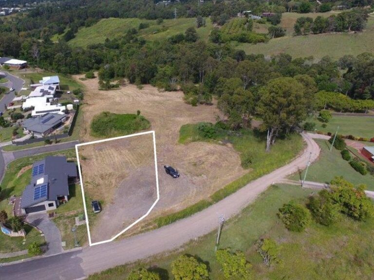 Sold - Lot 1 Major Crescent - New Property in BURNSIDE - Real Estate by Todd McKee