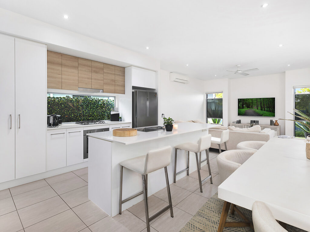 Sold - 12 Great Keppel Crescent - New Property in Mountain Creek - Real Estate by Trudi Fernandez