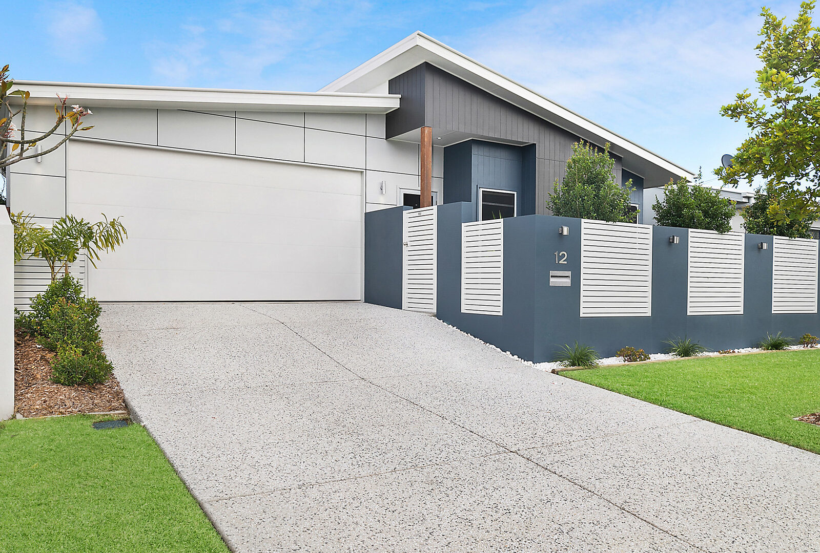 Sold - 12 Great Keppel Crescent - New Property in Mountain Creek - Real Estate by Trudi Fernandez
