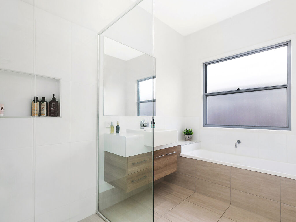 Sold - 12 Great Keppel Crescent - New Property in Mountain Creek - Real Estate by Trudi Fernandez