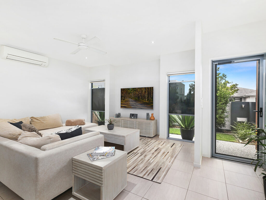 Sold - 12 Great Keppel Crescent - New Property in Mountain Creek - Real Estate by Trudi Fernandez