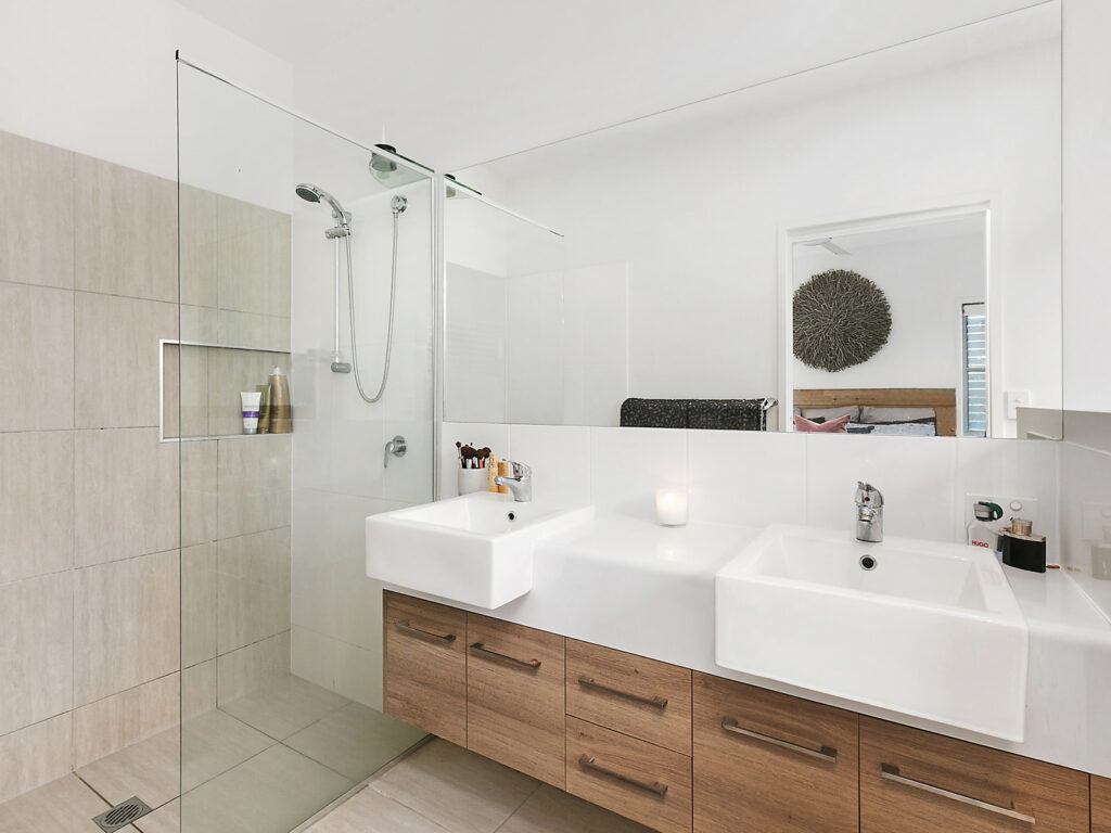 Sold - 12 Great Keppel Crescent - New Property in Mountain Creek - Real Estate by Trudi Fernandez