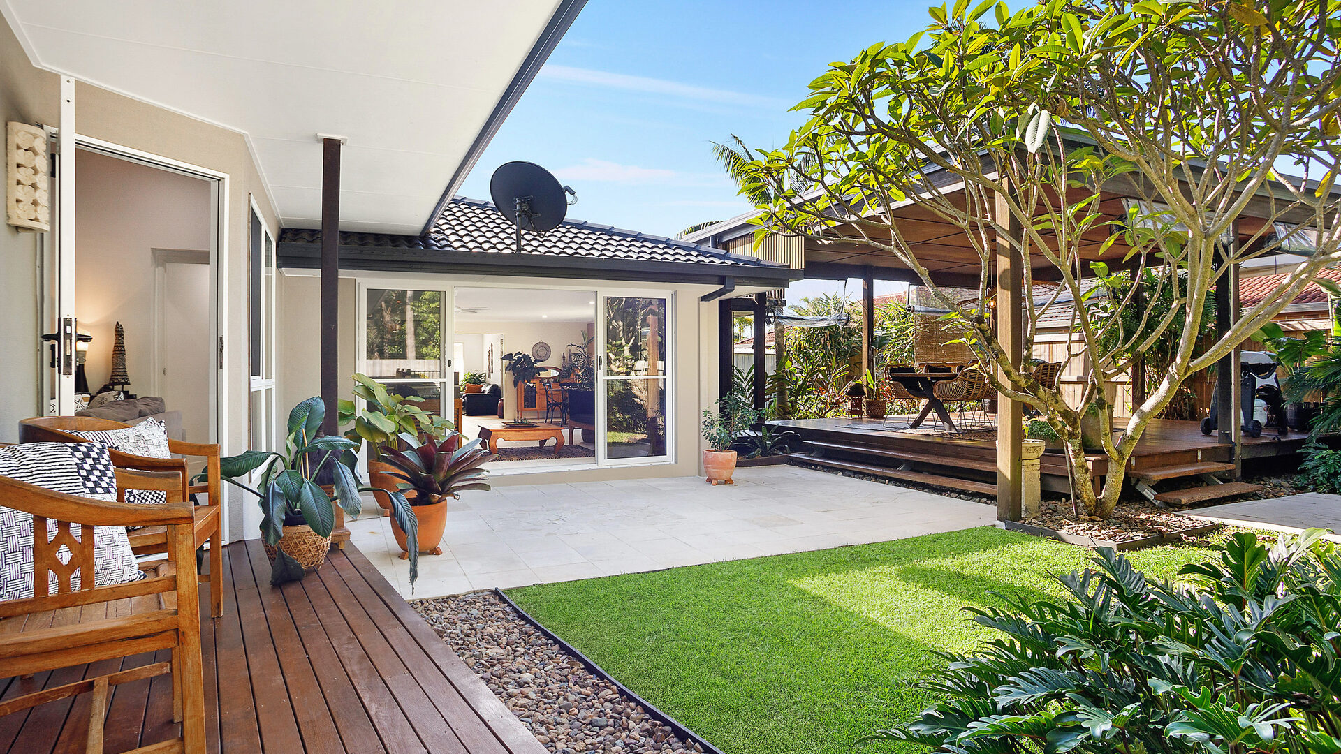Sold - 33 Munbilla Close - New Property in Mountain Creek - Real Estate by Vicki Stewart