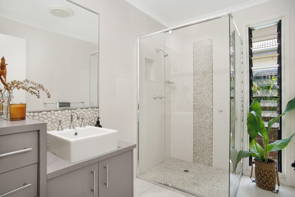 Sold - 33 Munbilla Close - New Property in Mountain Creek - Real Estate by Vicki Stewart