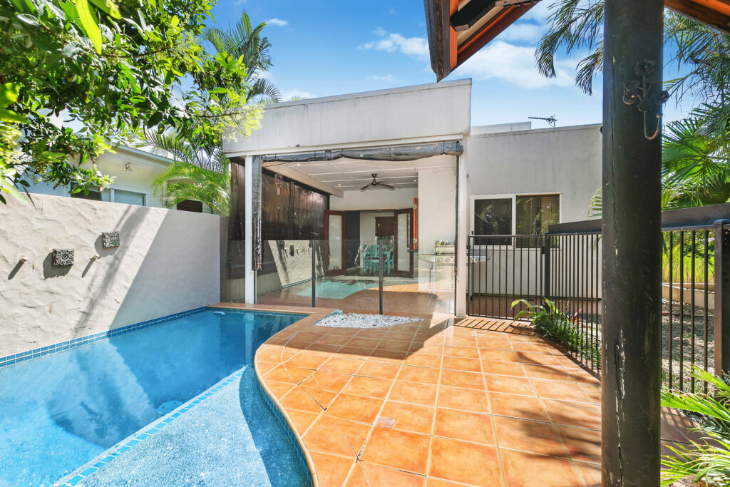 Sold - 26 Bonaire Court - New Property in Parrearra - Real Estate by Vicki Stewart