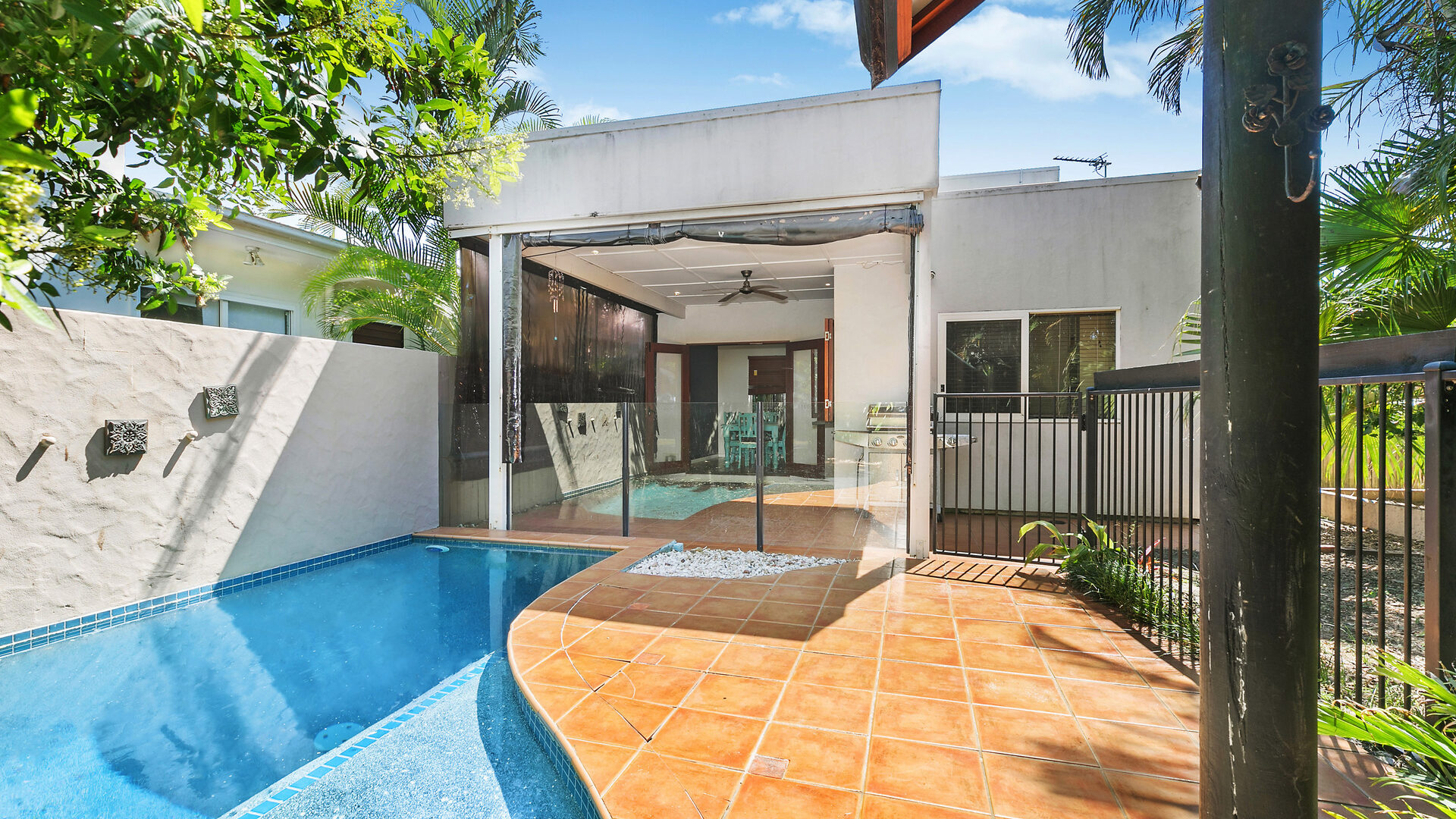Sold - 26 Bonaire Court - New Property in Parrearra - Real Estate by Vicki Stewart
