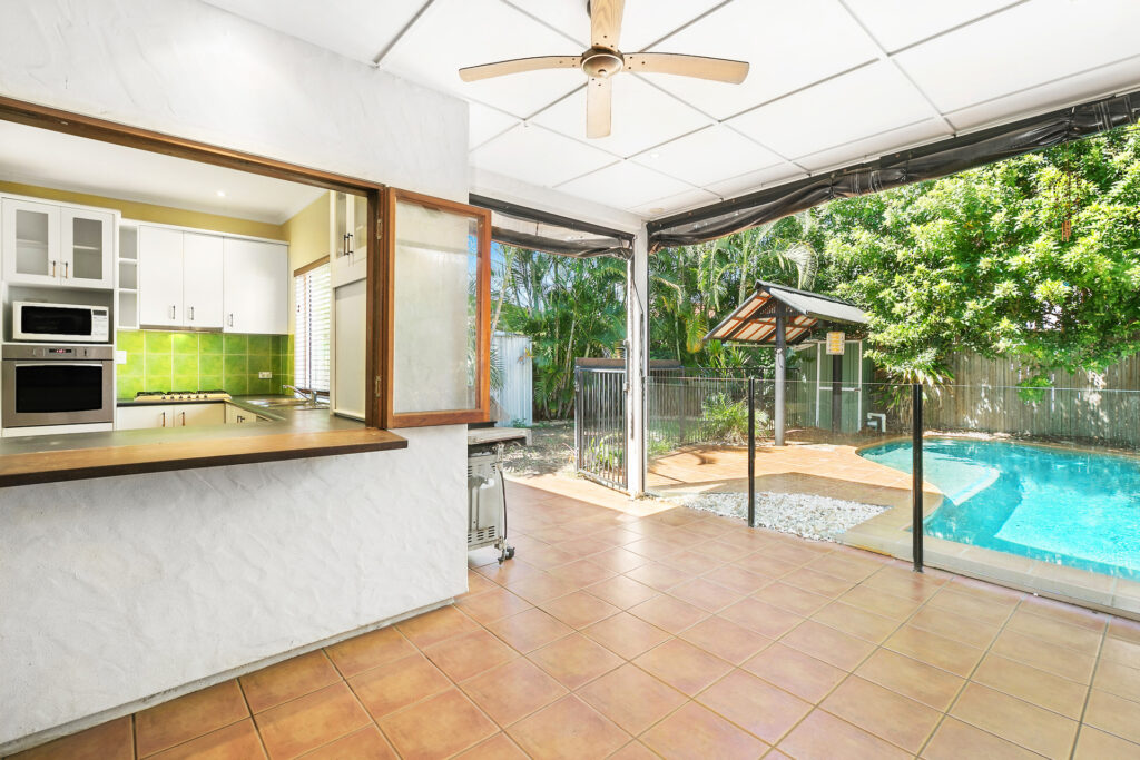 Sold - 26 Bonaire Court - New Property in Parrearra - Real Estate by Vicki Stewart