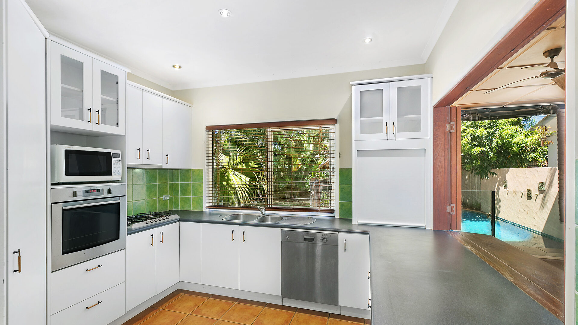 Sold - 26 Bonaire Court - New Property in Parrearra - Real Estate by Vicki Stewart