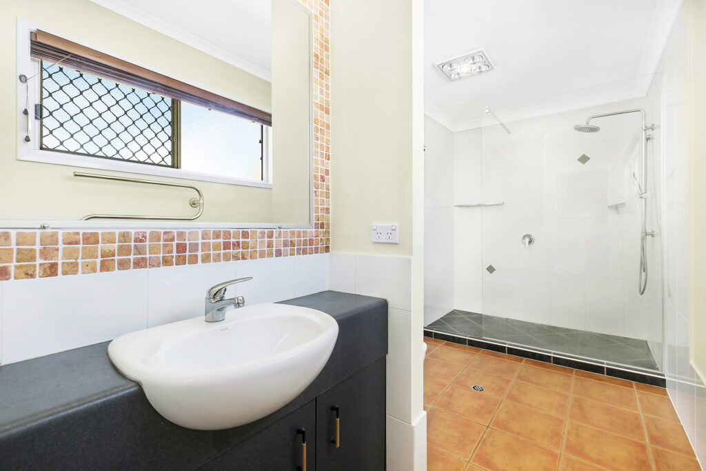 Sold - 26 Bonaire Court - New Property in Parrearra - Real Estate by Vicki Stewart