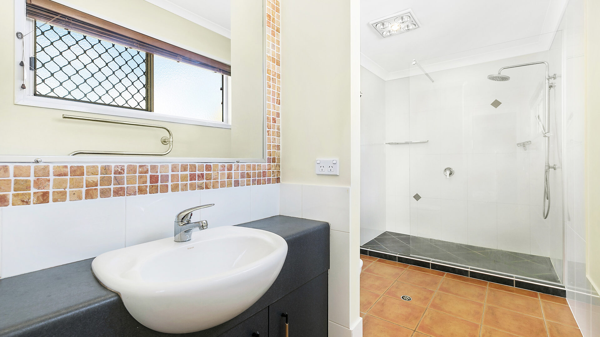 Sold - 26 Bonaire Court - New Property in Parrearra - Real Estate by Vicki Stewart