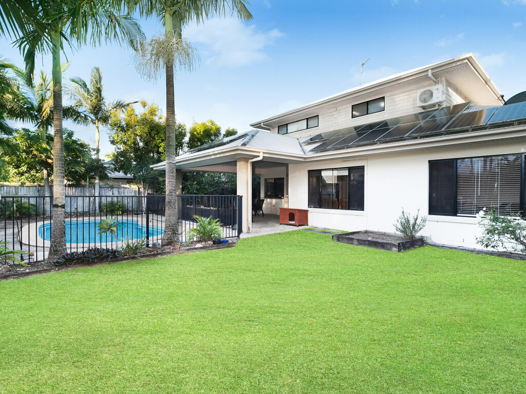 Sold - 20 Moorings Circuit - New Property in Twin Waters - Real Estate by Vicki Stewart