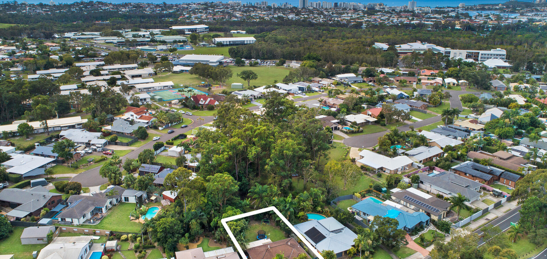 Sold - 52 Karawatha Drive - New Property in Mountain Creek - Real Estate by Vicki Stewart
