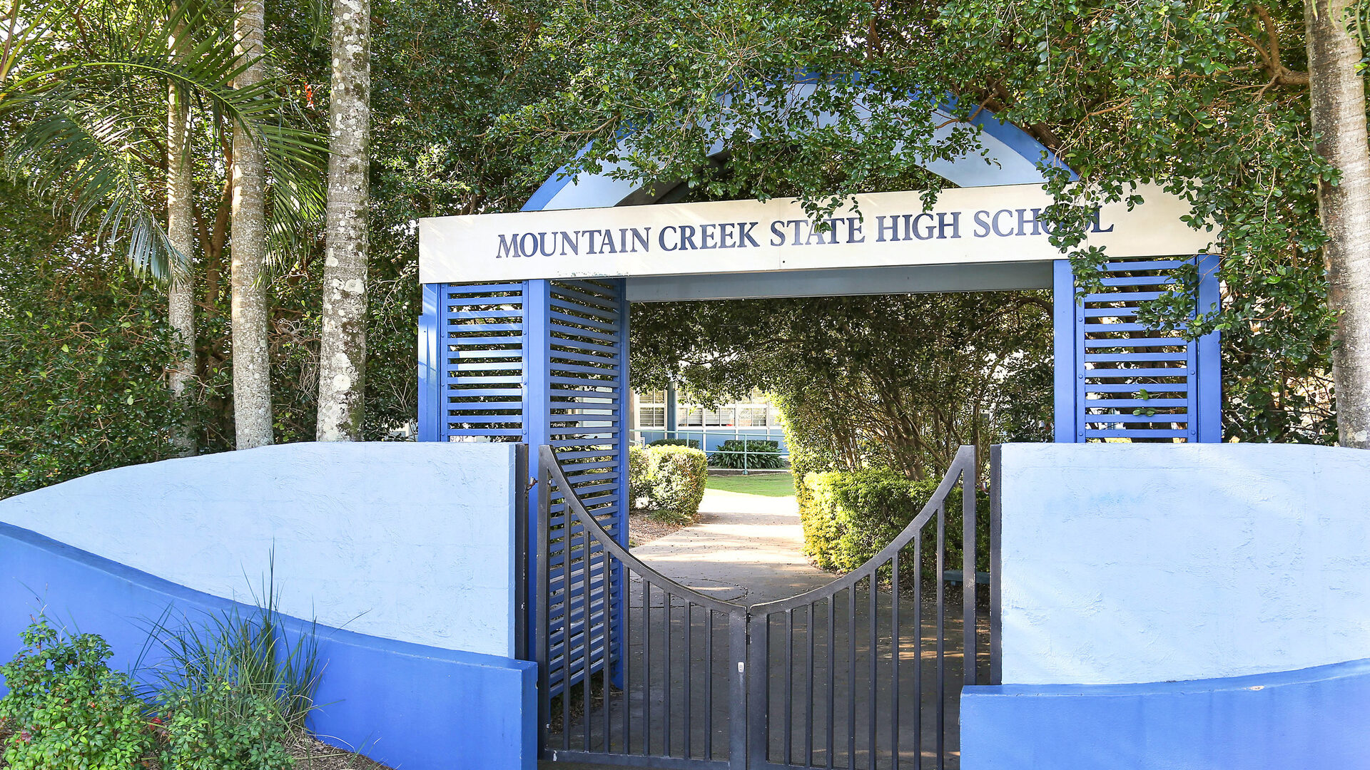 Sold - 52 Karawatha Drive - New Property in Mountain Creek - Real Estate by Vicki Stewart